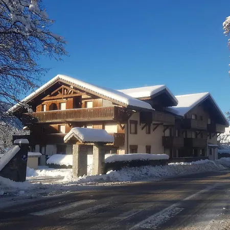 Les Frahans Apartmán *